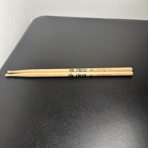 Vic Firth American Classic Hickory Drumsticks Wood 5A
